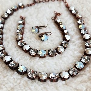 HANDMADE! Swarovski elements necklace, bracelet & earrings.  Copper tone w pearl